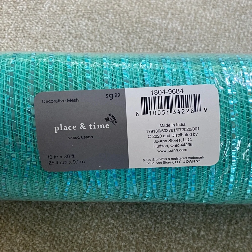 NWT 10in. x 30ft. Place & Time Teal Decorative Mesh Roll for Party Decor